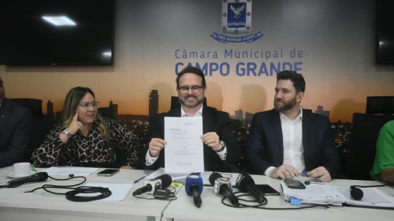 Paulo Constantino apresentou atestado e não compareceu à oitiva