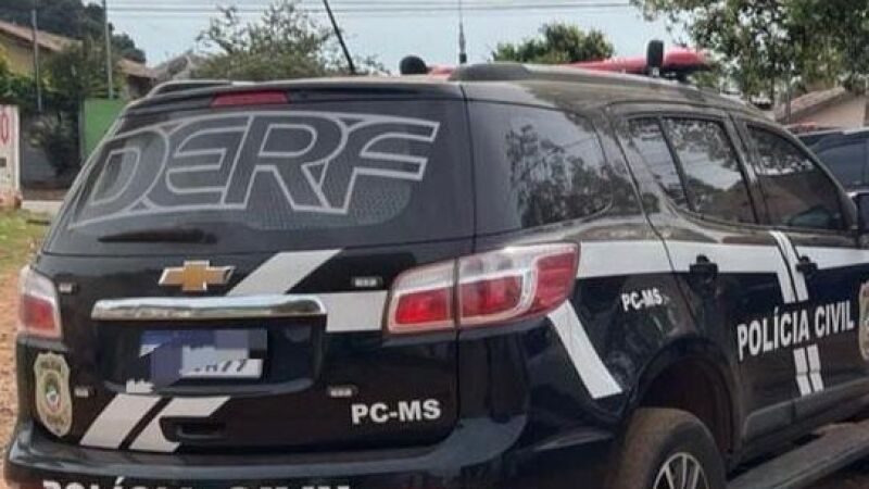 Viatura da Delegacia Especializada de Roubos e Furtos (DERF)