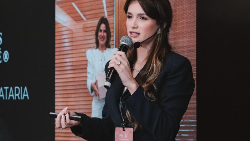 Dra. Mariana Vilela