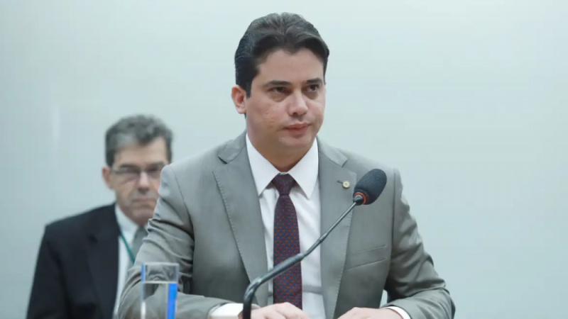 PF diz que Júnior Mano é 'figura estruturante de organização criminosa' para desvio de emendas