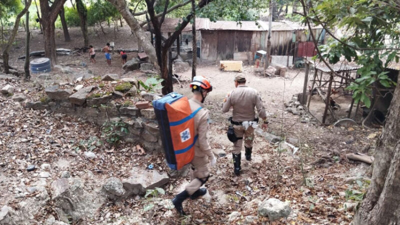 Vítima que tentou defender seu cachorro foi socorrida na manhã de hoje (07) 