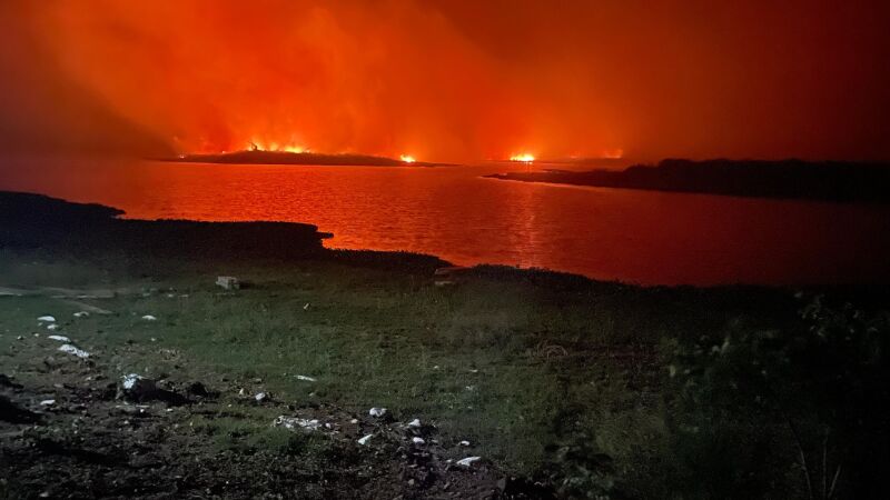 Enquanto no ano passado, nesta época, o Pantanal era consumido pelo fogo, neste ano ainda não houve focos importantes no bioma