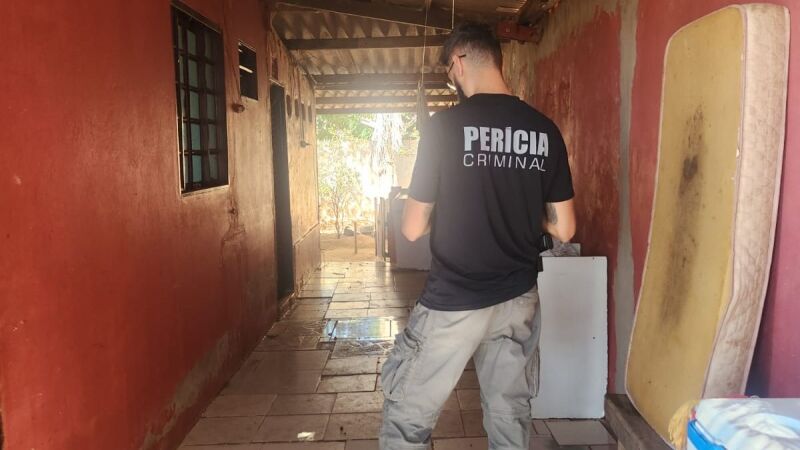 Equipe policial foi até a casa onde a família vivia