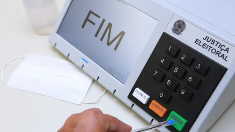 A direita em Mato Grosso do Sul já tem oito pré-candidatos ao Senado para o pleito de 2026