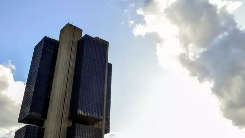 Ata da última reunião apontou que a taxa de 15% será mantida por um período prolongado