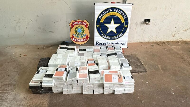 Aparelhos eletrônicos apreendidos em Dourados