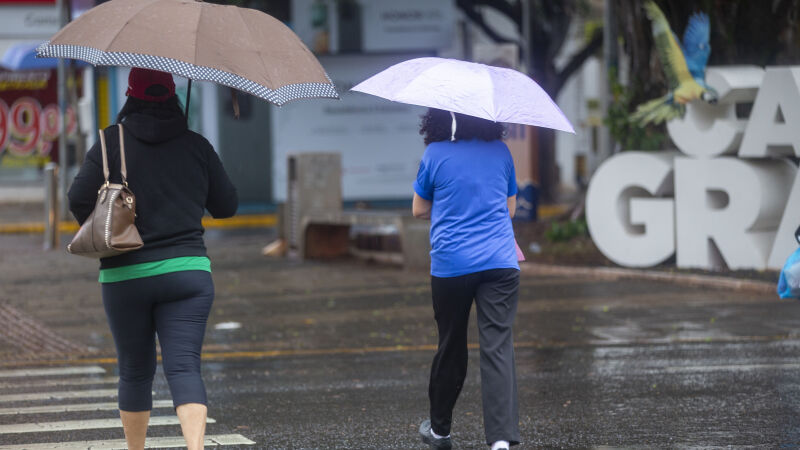 Temperaturas devem ter ligeira queda a partir de quarta-feira e chuva está prevista para toda a semana