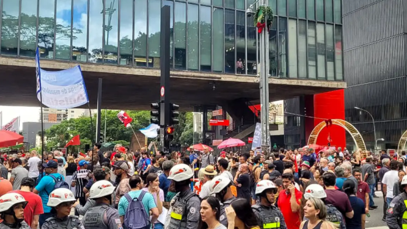 Os atos foram organizados pelas frentes Brasil Popular e Povo Sem Medo