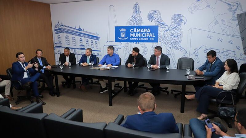 Vereadores da Câmara Municipal de Campo Grande convidaram o secretário Anderson Gonzaga a esclarecer as ações da Guarda Civil Metropolitana durante o protesto na 14 de julho