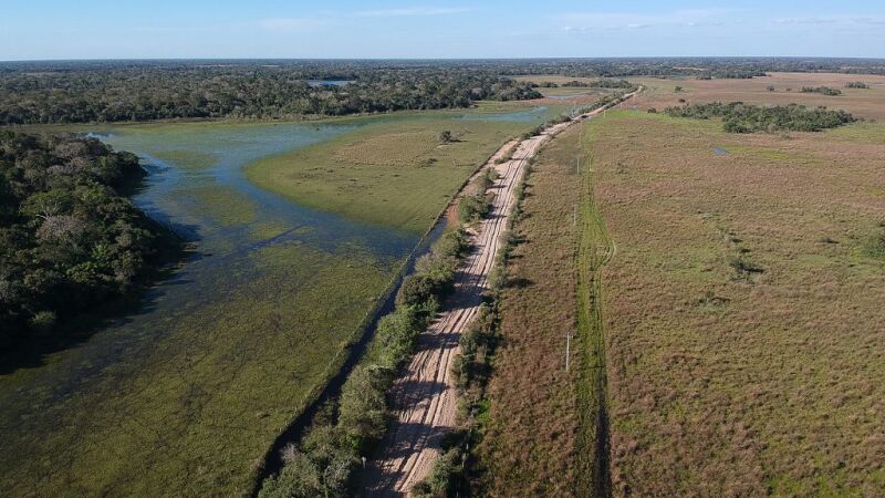 Cascalhamento da MS-228 vai impedir que fique submersa durante as cheia da planície, o que não ocorre desde 2018