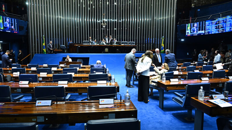 Para os partidos de centro-direita assumirem a maioria no Senado só precisam eleger 16 senadores