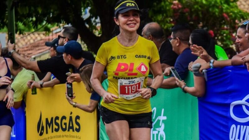 Márcia Helena Hokama durante os 10 km na corrida de Bonito 