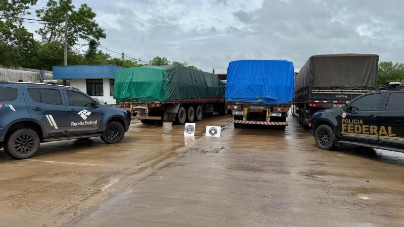 As carretas foram interceptadas em Corumbá, na fronteira com a Bolívia
