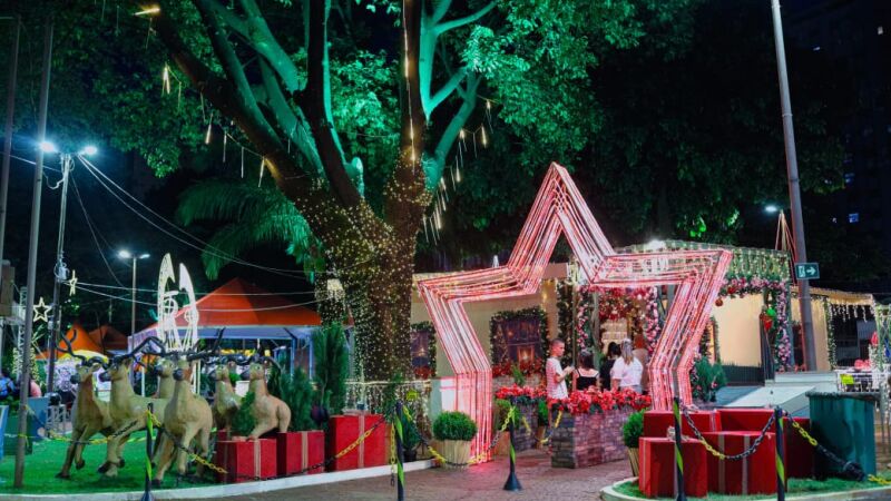 Show de virada do ano acontece na praça