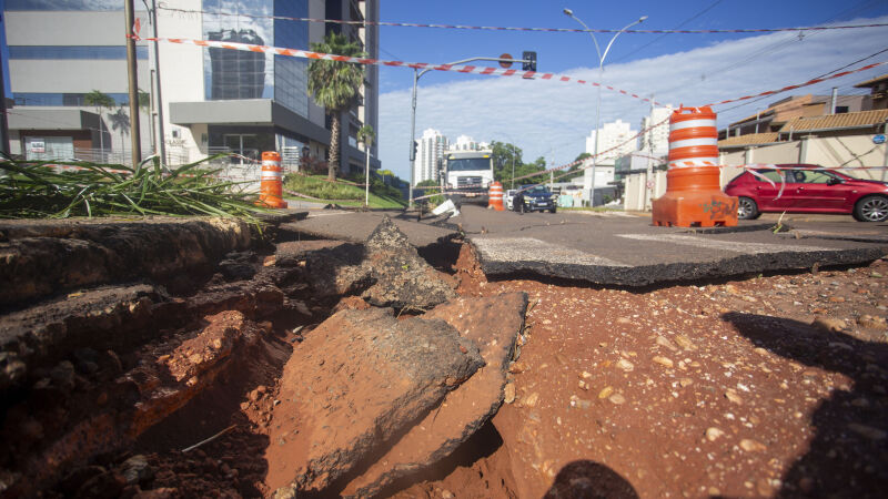 Diante do cenário, a Agência Municipal de Transporte e Trânsito (Agetran) interditou três pontos estratégicos da região