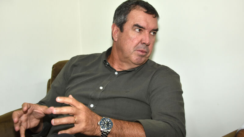 Governador de Mato Grosso do Sul, Eduardo Riedel, deve assinar termo de transferência da Rota da Celulose à XP Investimentos na próxima semana