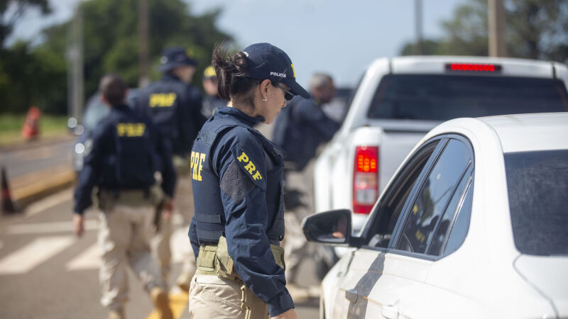 Operação Ano Novo da Polícia Rodoviária Federal (PRF) fiscalizou 4.078 quilômetros em 7 rodovias federais de MS