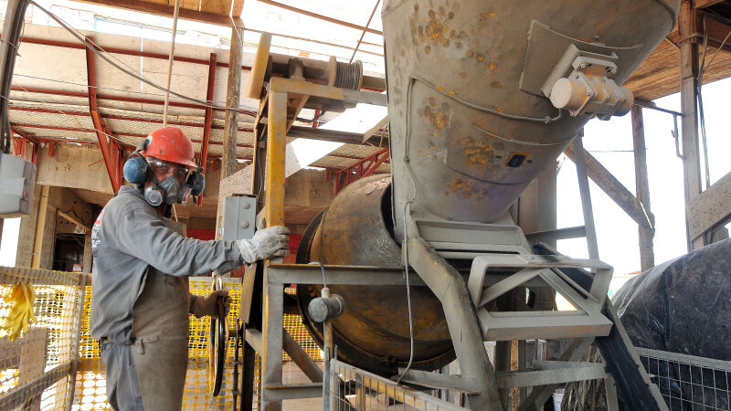 Construção civil puxou a geração de empregos em MS em 2025