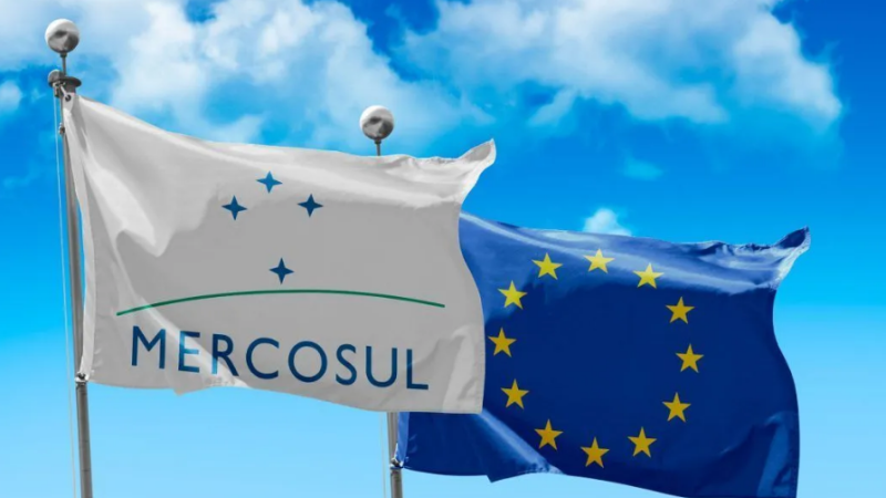 Com este resultado, a presidente da Comissão Europeia, poderá voar para o Paraguai e assinar o acordo