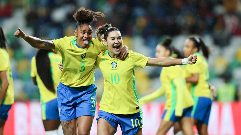 Seleção feminina terá mais um torneio para disputar em casa neste ano, que precede a Copa do Mundo; a chance é de que os jogos sejam disputados em Cuiabá (MT)