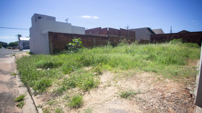 Números oficiais do Cadastro Imobiliário Municipal apontam que cerca de 48.138 imóveis estavam dentro da alíquota de 3,5%, com um total de 33.850 outros terrenos baldios nas classes mais baixas de cobrança que foram 