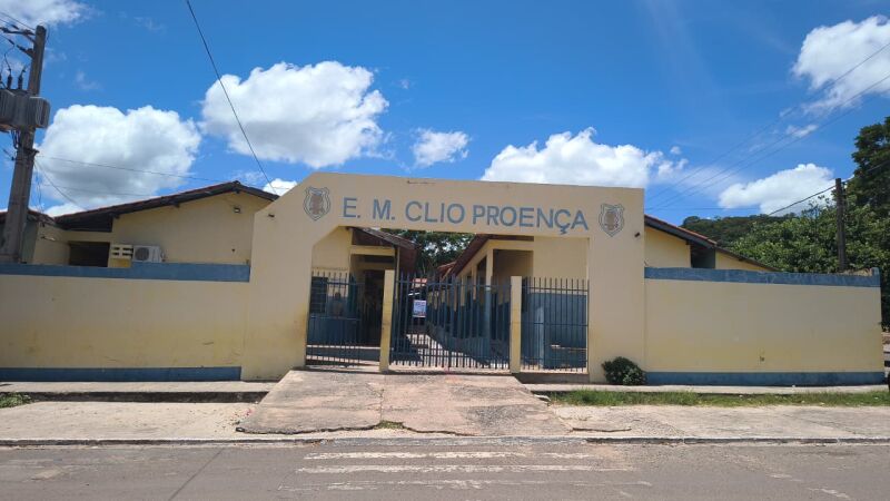 Escola tem vagas para Educação de Jovens e Adultos