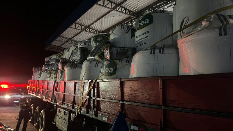 Carga apreendida estava entre produtos de fertilizantes