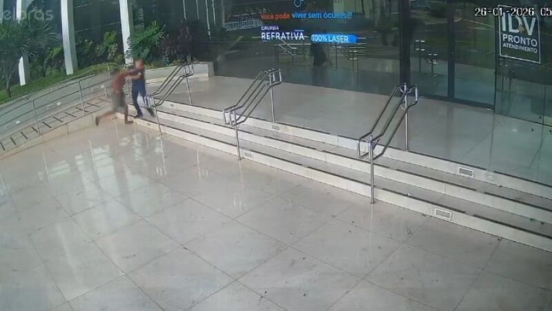 Suspeito, já conhecido por agressões, foi preso horas depois