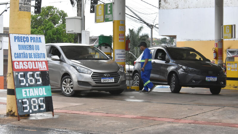 Pesquisa da ANP nesta semana encontrou o menor valor de R$ 5,65. No final de dezembro, era possível abastecer por R$ 5,53