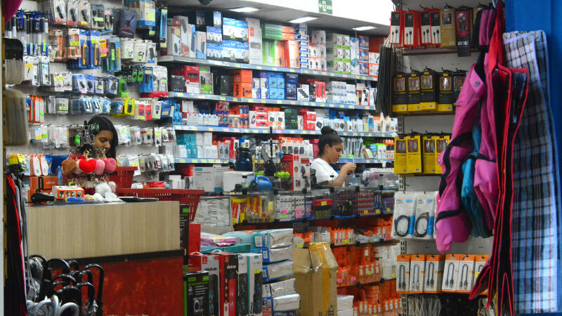 No setor do comércio, foram registradas 244 novas empresas em janeiro