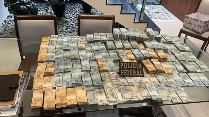 Os R$ 2,7 milhões apreendidos na casa de desembargador aposentado viraram uma espécie de símbolo do escândalo no TJMS