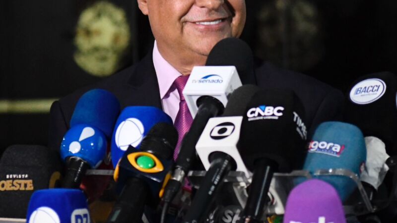 Senador Nelsinho Trad 