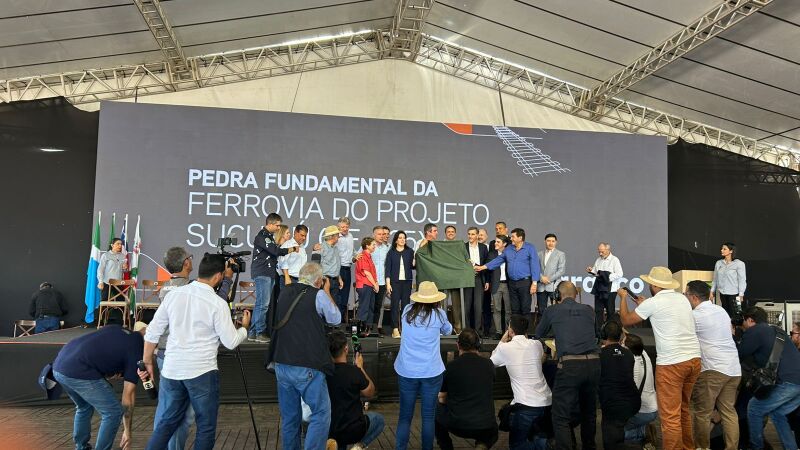Anuncio sobre o leilão foi feito nesta sexta-feira durante lançamento da pedra fundamental do ramal ferroviário da Arauco, em Inocência