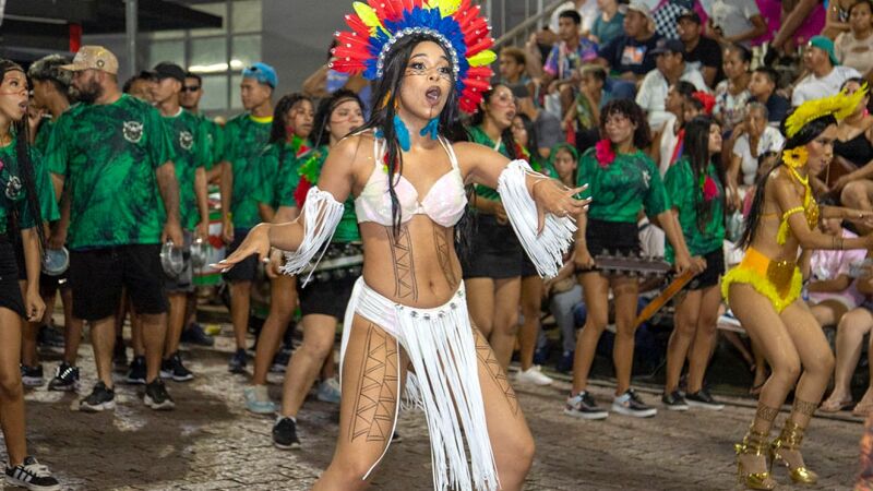 Ensaio tecnico na avenida foi uma prévia do desfile das escolas de samba