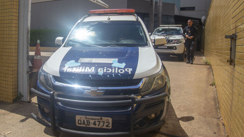 Bernal deixou o Fórum e foi novamente encaminhado para o Presídio Militar