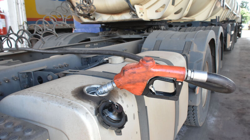 Em Mato Grosso do Sul são comercializados, em média, 5,5 milhões de litros de diesel e março é um dos meses de maior consumo