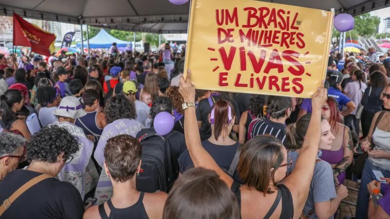 O levantamento confirma que o mundo do trabalho permanece desigual