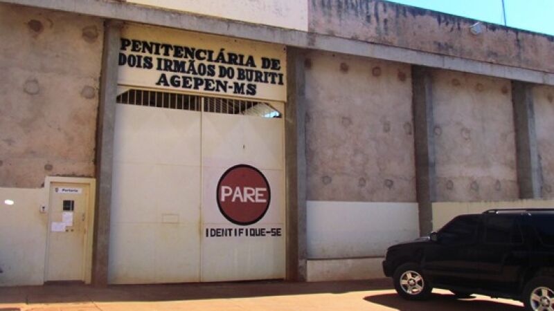 Tumulto terminou com um interno morto e outros oito feridos