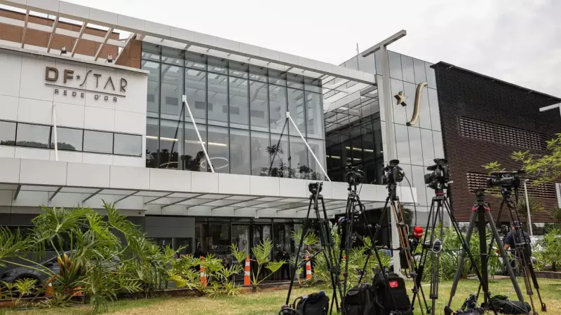 O ex-presidente Jair Bolsonaro segue internado na UTI em hospital de Brasília, para onde foi levada na semana passada