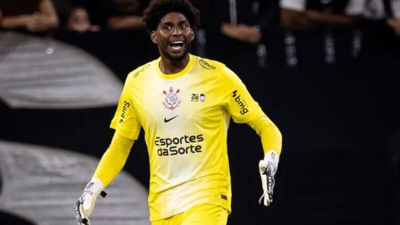 Hugo Souza foi convocado para a seleção brasileira