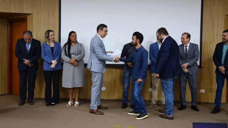 Governo lança programa de estágio, visando inovação e formação de ESG