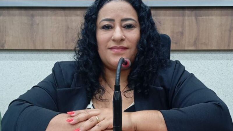Presidente reeleita da Câmara de Paranaíba, Wanice Luciana