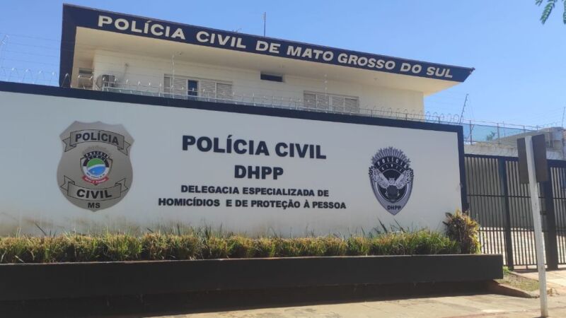 Caso da mulher encontrada morta com tiro na cabeça é investigado pela Delegacia Especializada de Homicídios e Proteção às Pessoas (DHPP).