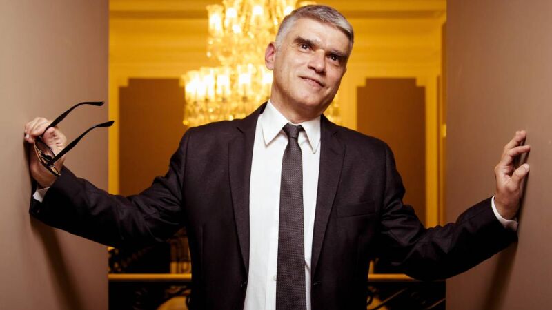 Entre Costuras e CuLtura: Entrevista exclusiva com o maior historiador de moda do país João Braga