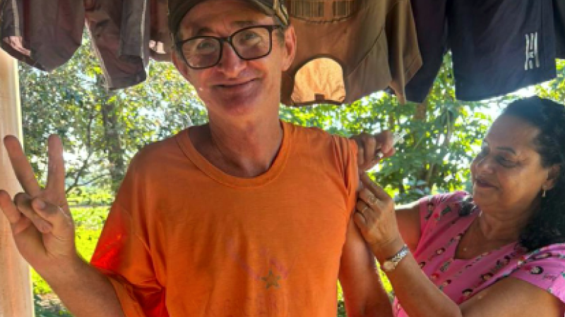 A vacinação é destinada a adultos de 18 a 59 anos sem comorbidades