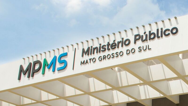 Criação de suínos em área rural é alvo de investigação após moradores relatarem mau cheiro constante em Glória de Dourados.