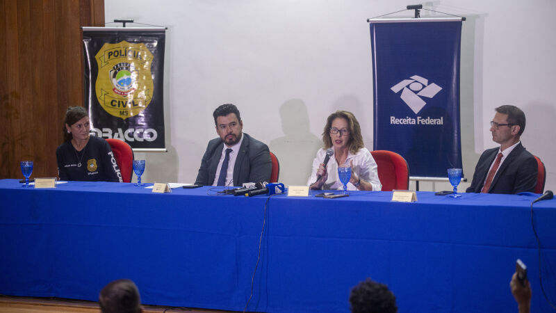 Além da Receita Federal, 