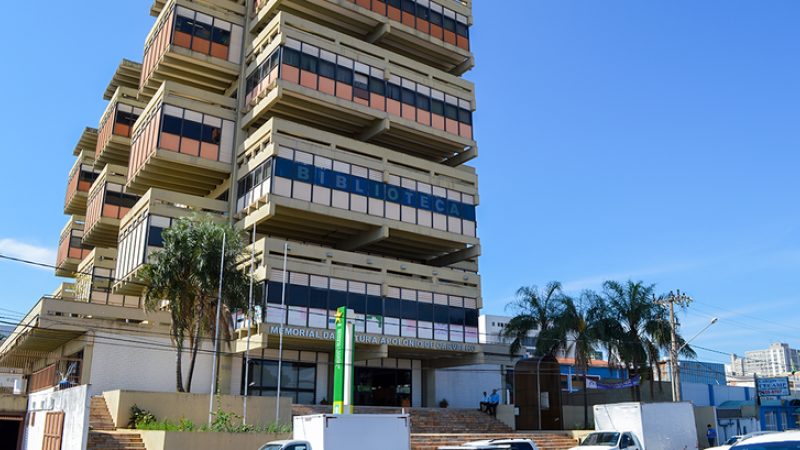 Mais de 155 milhões de brasileiros devem ir às urnas neste ano, com Mato Grosso do Sul tendo um total de 1.968.065 de pessoas classificadas como 