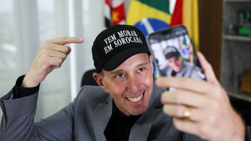 O prefeito Rodrigo Manga tem 3 milhões de seguidores no Tik Tok e cerca de 3,8 milhões no Instagran