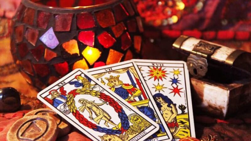 A energia do Tarô da semana entre 27 de abril e 03 de maio. Esforços viraram resultados.